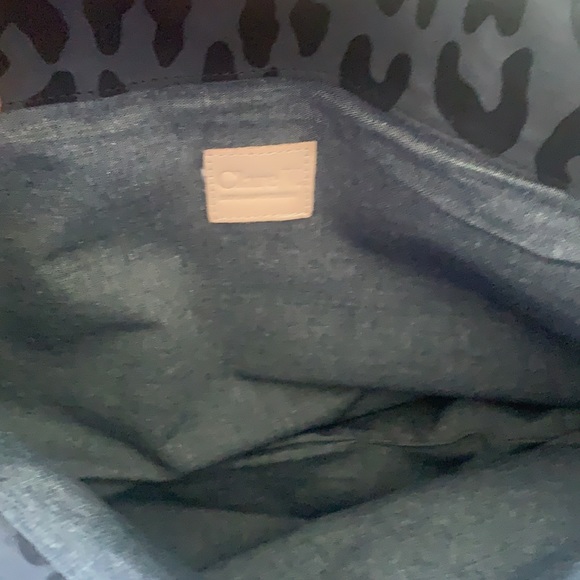 CLARE V. PETIT COUSIN IN MARINE PABLO CAT TOTE BAG - Picture 9 of 11